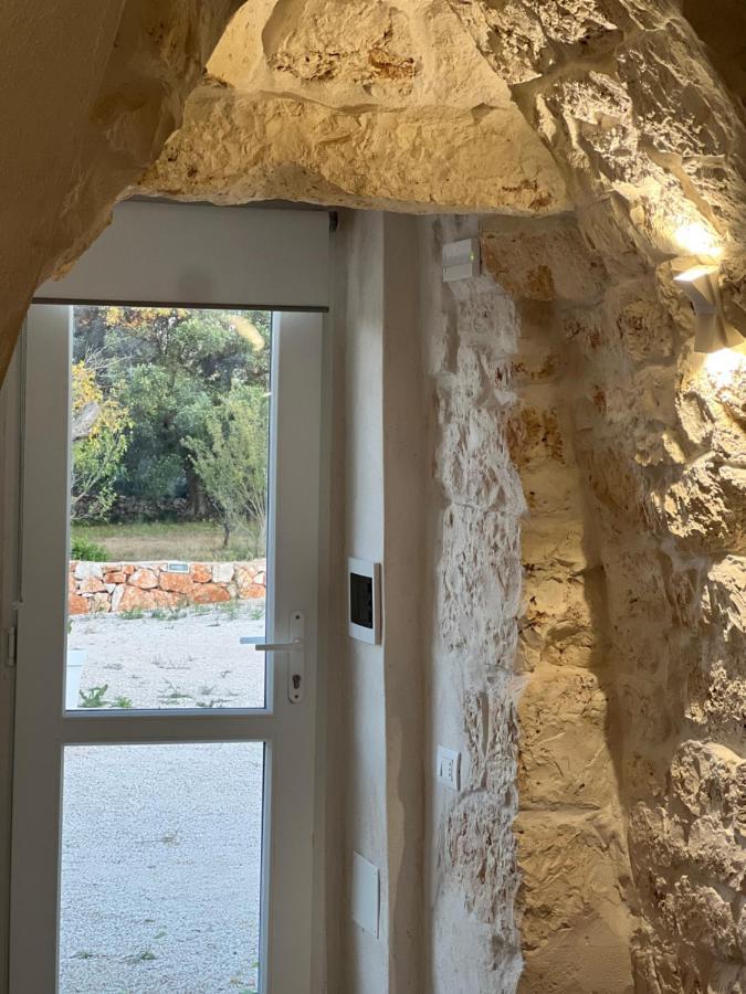 ホテル Trullo Moi オストゥーニ エクステリア 写真